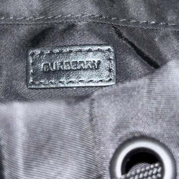 Burberry Logo-Print ECONYL drawstring pouch Bag-Black - Picture 5 of 10